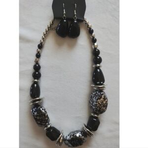 Paparazzi Beaded Glazed & Speckled Stone Statement Necklace Bracelet & Earrings